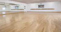 Studio 8 - École de Danse et Studio de Yoga