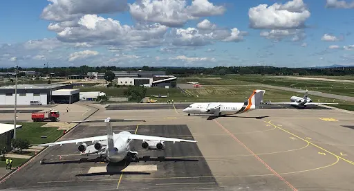Aéroport Avignon Provence