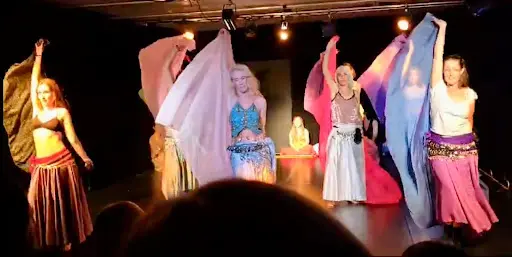 Danse & Être À Avignon