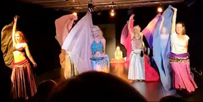 Danse & Être À Avignon