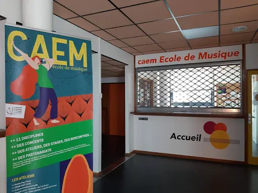 École de Musique et Théâtre Cvl À Avoine