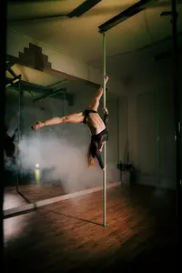 A Fleur d'Eau Girl S Box - Pole Dance