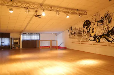 Ecole de Danse Artistic Center