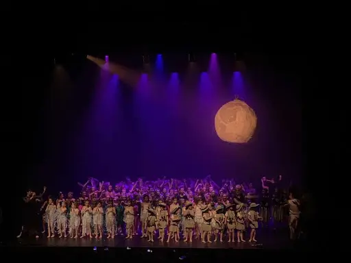 A 100 Danses
