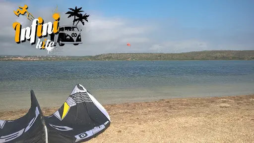 Infinikite École de Kitesurf