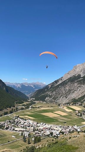 Tête en l'Air Ecole de Parapente, Local Technique