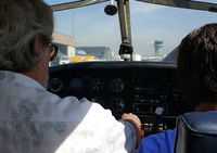 Avnir Aviation Lyon-bron École de Pilotage et Découverte du Vol Avion au Grand Public Par le Vol d'Initiation