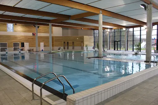 Centre Aquatique Aquadombes