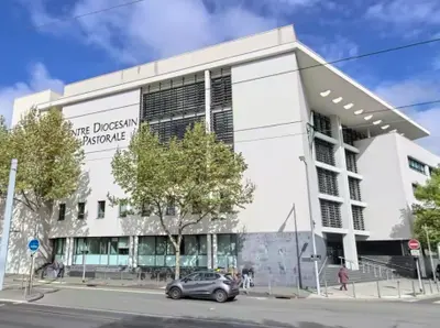 Ecm Clermont-ferrand - Ecole de Commerce et Management