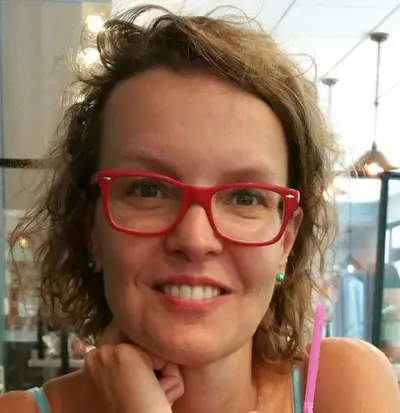 Carole Bouchereau / Danse Nia, Coaching Couleurs & Bien-être Féminin – Entre Nantes et Ancenis