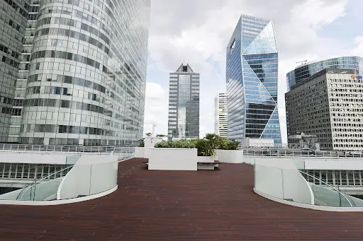 Esce International Business School