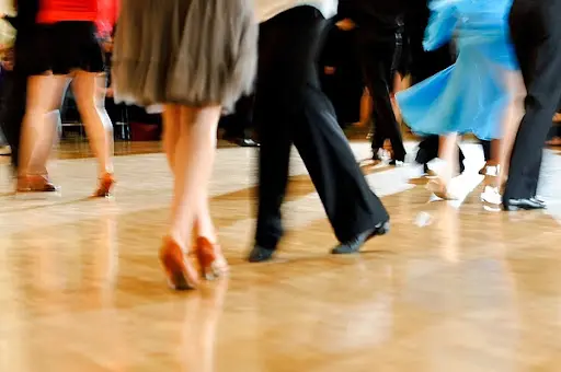 Dance Paradise - Cours Danse - Rock - Valse - Tango