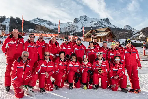 Ecole de Ski Français Sauze 1400