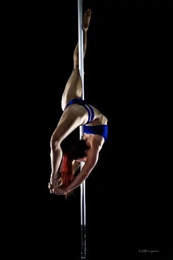 Ecole Poledance & Bienetre