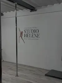Studio Hélène - Around The Pole - Studio de Pole Dance