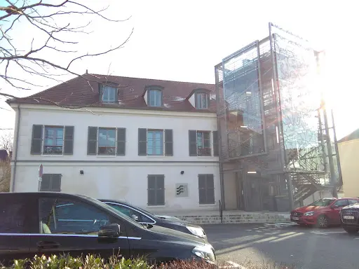 École de Musique Municipale, Danse, Théâtre et Arts Plastiques (maison des Arts)