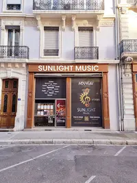 Sunlight Music - Cours de Chant, Piano, Guitare, Batterie, Éveil (grenoble Victor Hugo)