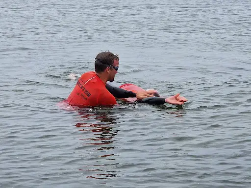 Manu Cours Natation en Mer Groix