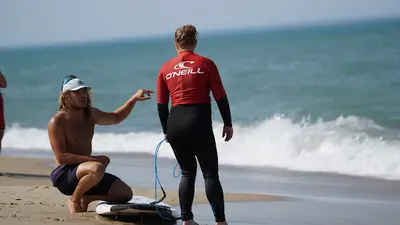 Surfing Medoc