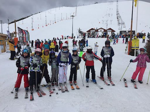 Easyski École de Ski Alpe d'Huez Station Internationale Ski School Alpe d'Huez