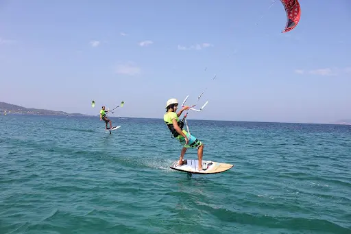Mf Kite - Kitesurf et Wingfoil - École et Shop