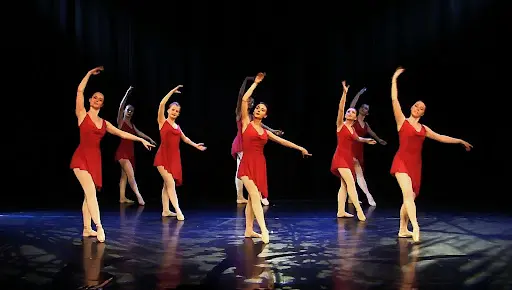 Atelier Danse Passion Jouy en Josas - Danse Classique et Barre au Sol Enfants et Adultes