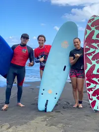 Ti Vague Surf School / École de Surf Réunion