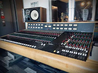 Ilyes Music Cours de Musique Studio d'Enregistrement la Ciotat
