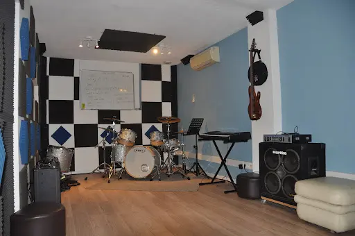 Var Ouest Music