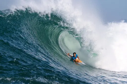 Big Mama Surf School