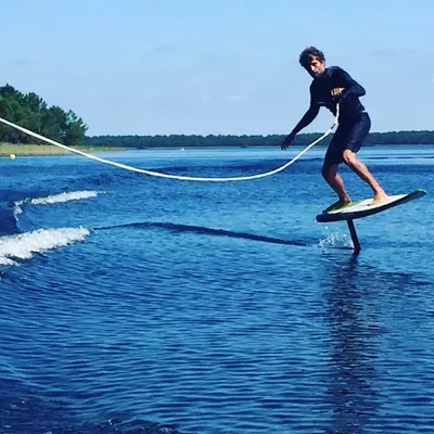 Evolution 2 Lacanau - Kitesurf, Wingfoil, Wakeboard & Efoil - Séminaire et Teambuilding