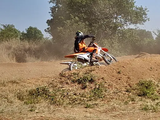 Cross-up