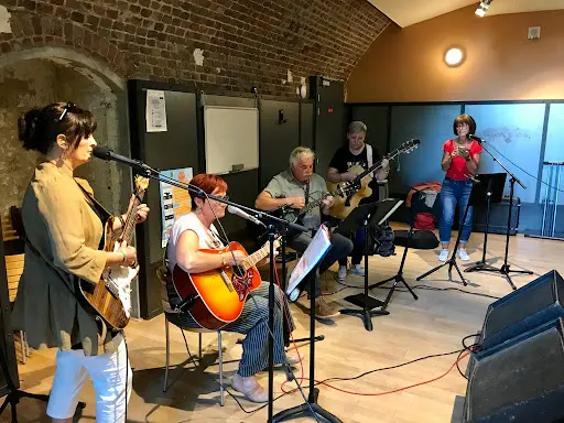 C.e.m (centre d'Expressions Musicales)