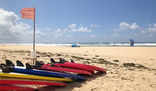 Nomad Surf School