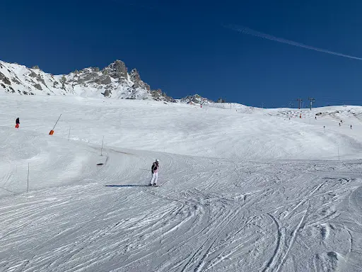 Ski Instructor Meribel