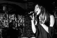 Emilie Chardonnay - Cours de Chant Lyon 6 et en Ligne