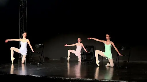 Dominique Casanova et Jean-jacques Vidal, Studio de Danse Joëlle Faure / Ouverture de l'École le 7 Septembre.