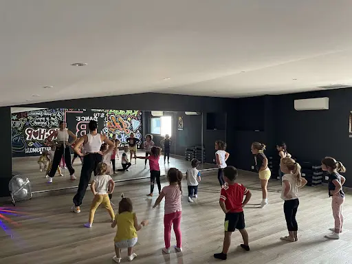 Lb Dance Studio