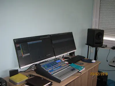 Phil Production 25