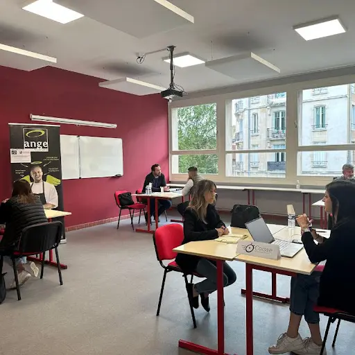 Esna Business School