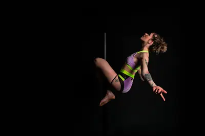 Liv U Pole
