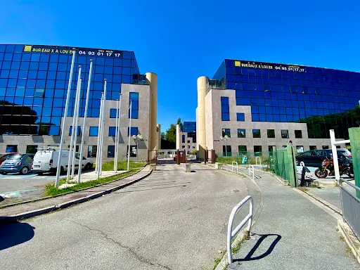 Isim - École de Commerce en Alternance