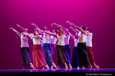 Ecole de Danse Contemporaine I.journiac