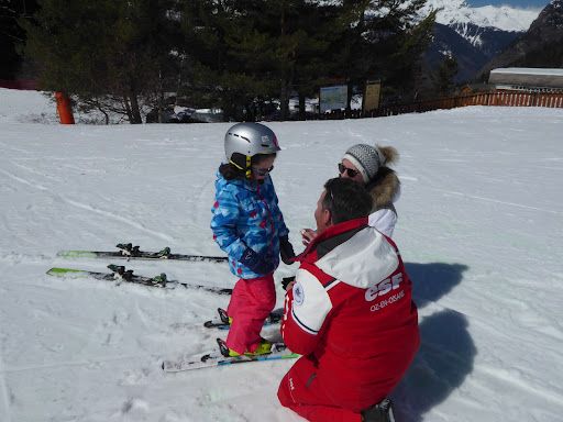 Ecole du Ski Français Oz 3300