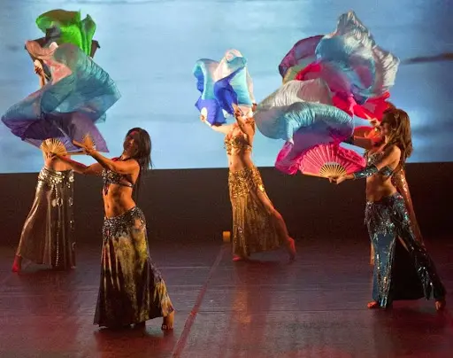 Cours Danse Orientale Par Martine la Rocca (maha)