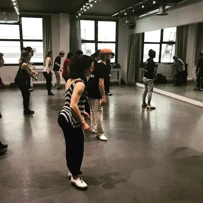 Cours de Claquettes - Studio Bleu