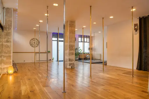 Pole & Dance