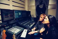 Lisa Gold - Cours de Chant À Paris 11ème