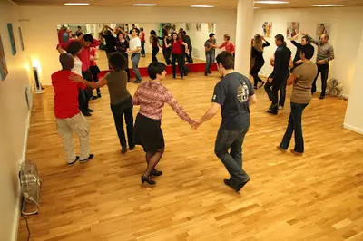 Paris Mambo - École de Danse Paris 12eme