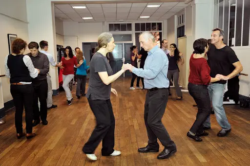 Dansevie : Cours de Danse - Cours de Salsa Paris 5